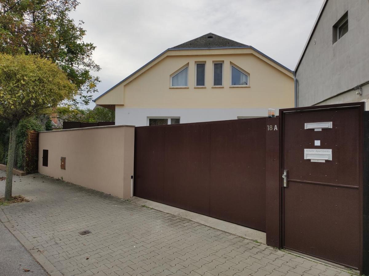 Xlsuite Apartment Comfort Piest'any Eksteriør bilde