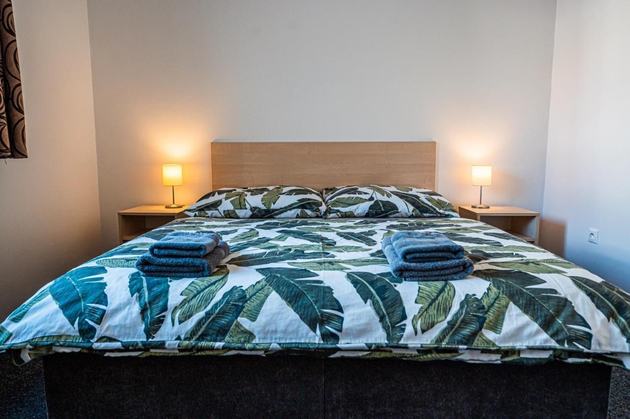 Xlsuite Apartment Comfort Piest'any Eksteriør bilde