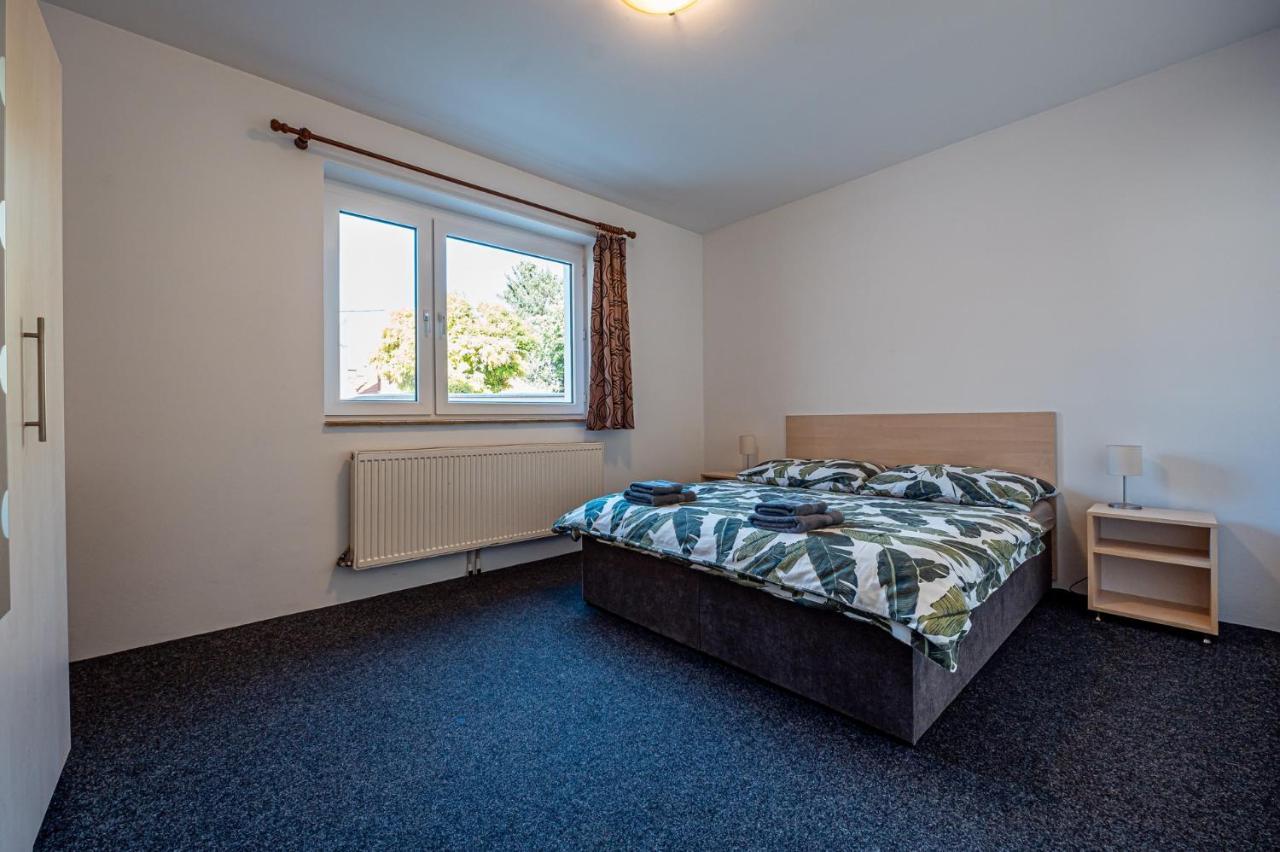 Xlsuite Apartment Comfort Piest'any Eksteriør bilde