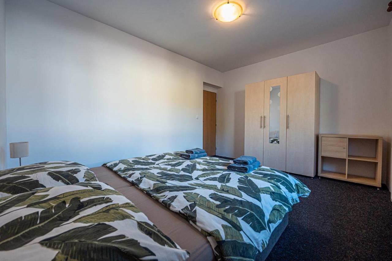Xlsuite Apartment Comfort Piest'any Eksteriør bilde