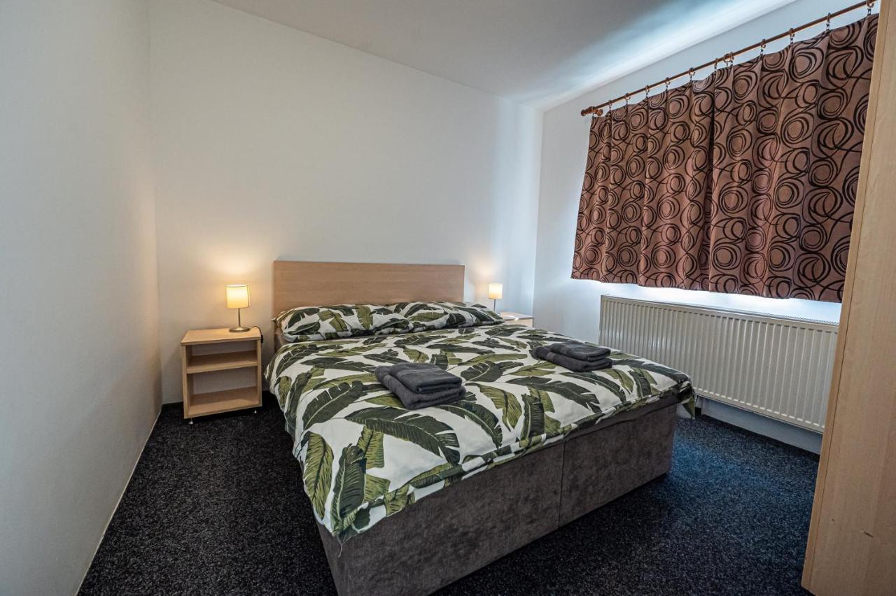 Xlsuite Apartment Comfort Piest'any Eksteriør bilde